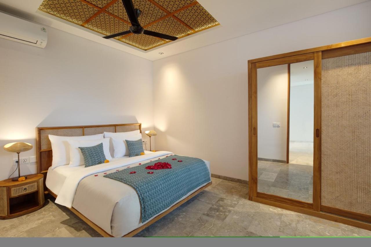 Eight Palms Villa Seminyak By Ini Vie Hospitality Bagian luar foto