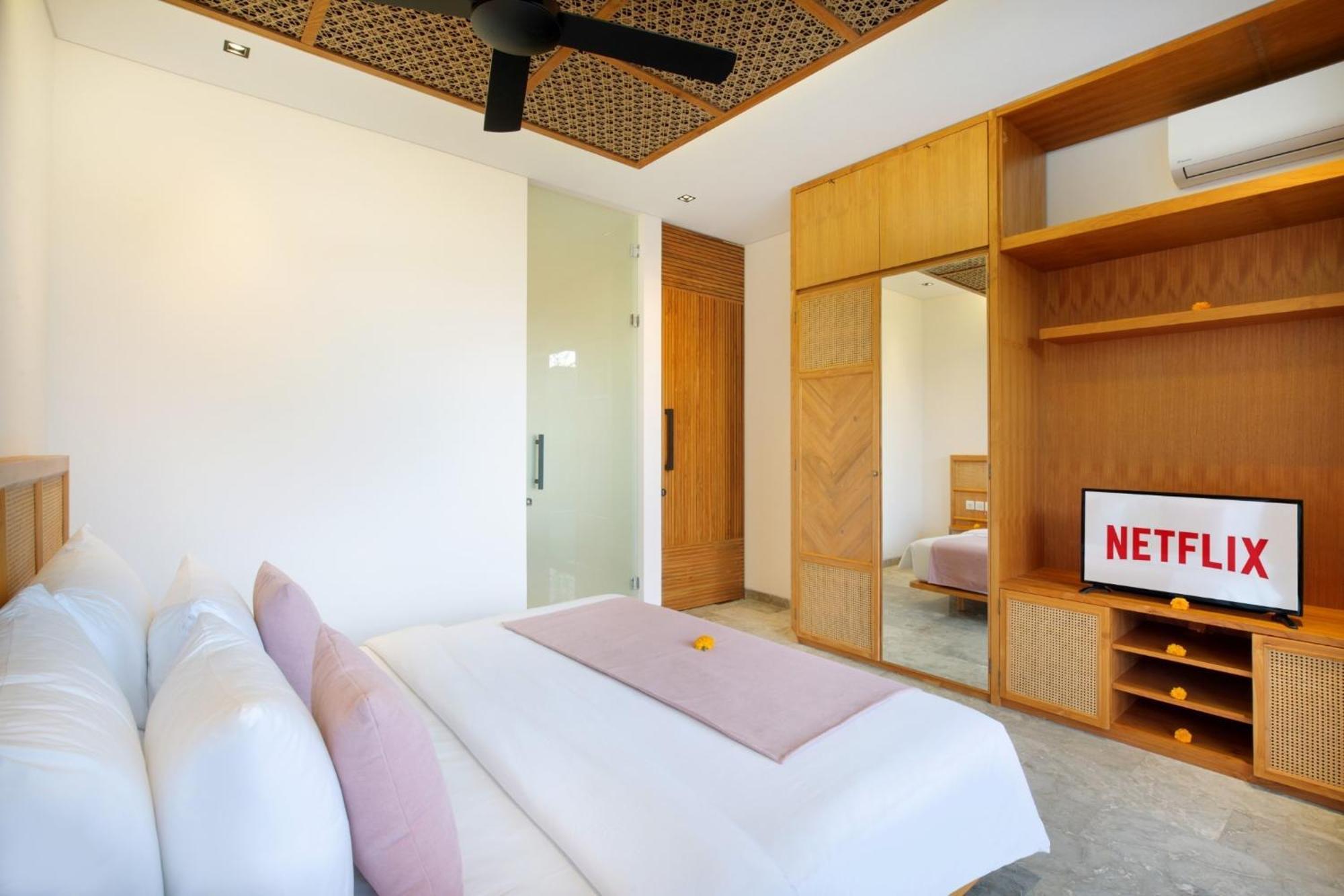 Eight Palms Villa Seminyak By Ini Vie Hospitality Bagian luar foto