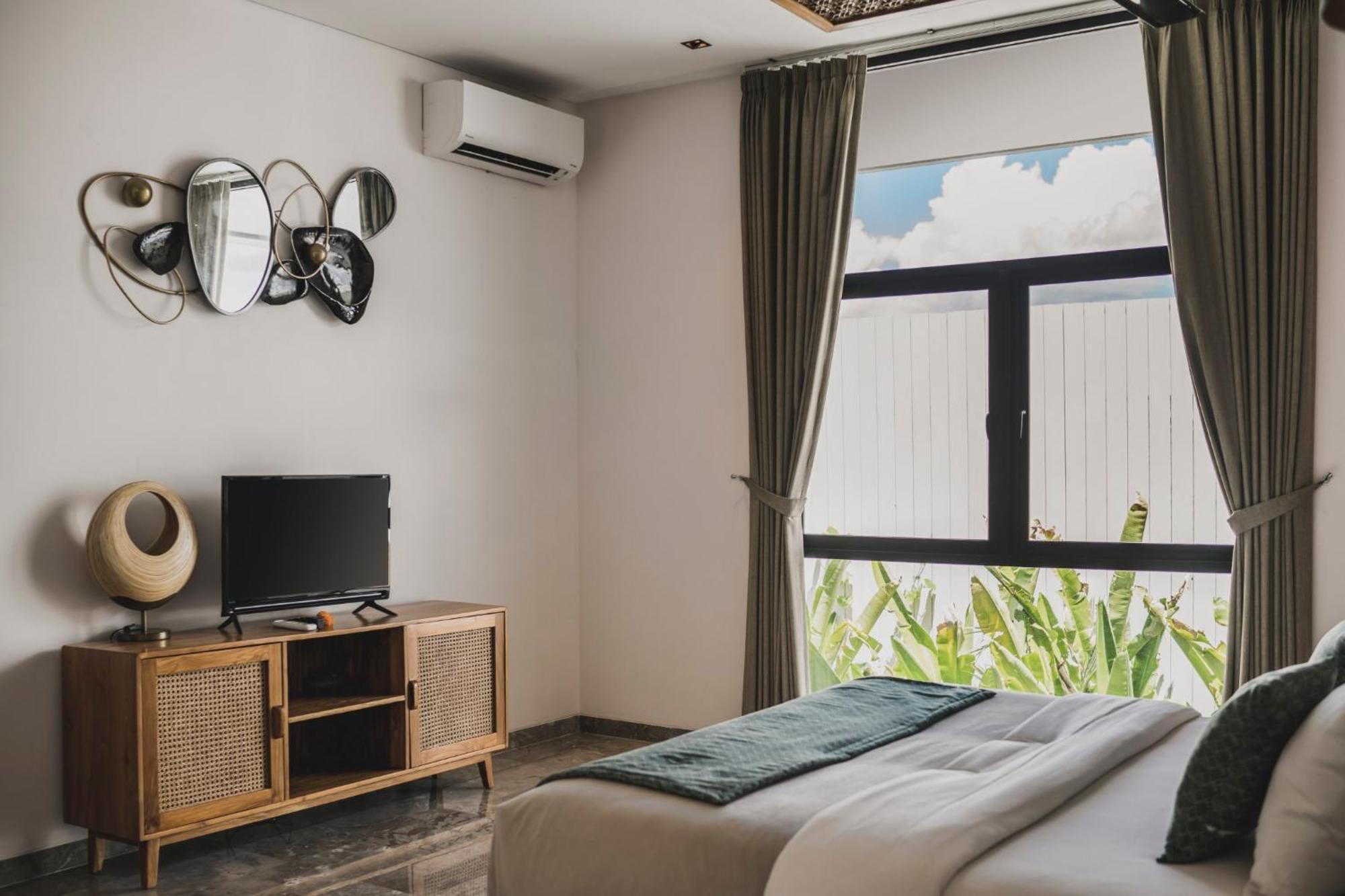 Eight Palms Villa Seminyak By Ini Vie Hospitality Bagian luar foto