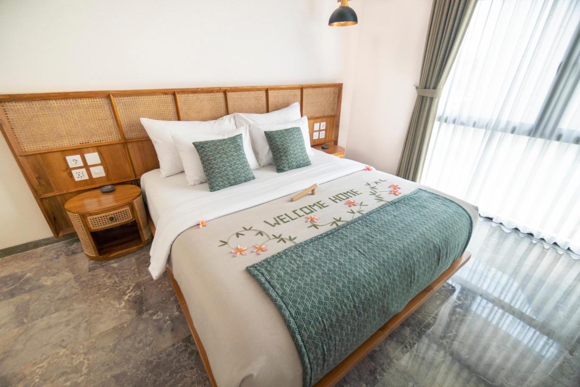 Eight Palms Villa Seminyak By Ini Vie Hospitality Bagian luar foto